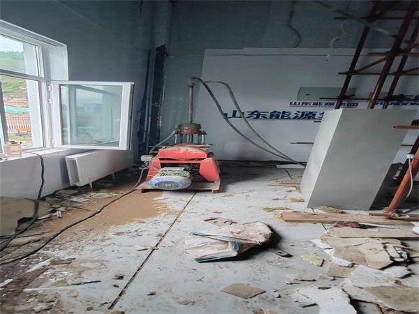 阳东地基基础下沉墙体裂缝加固注浆顶升施工